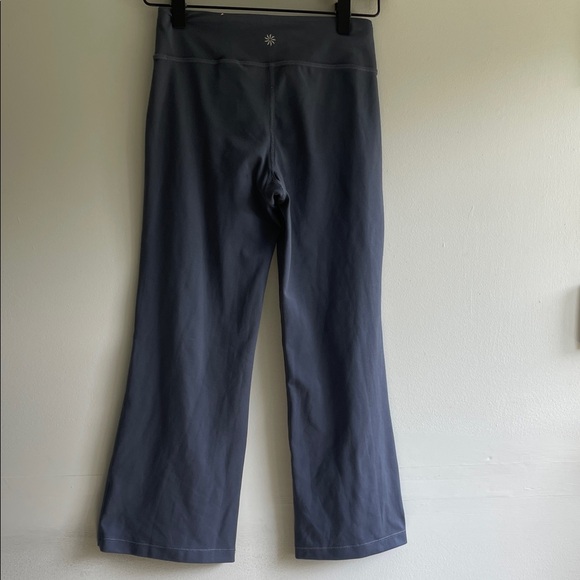 Athleta Girl Chit Chat Kick Flare Capri leggings Size L/12 Black athleisure - Picture 5 of 7